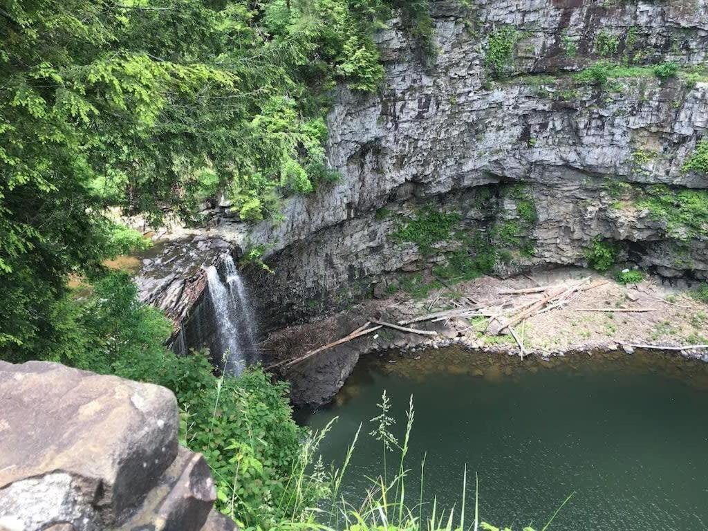 Tn State Parks Open! Hikes, Waterfalls, Firepits! Spencer ภายนอก รูปภาพ